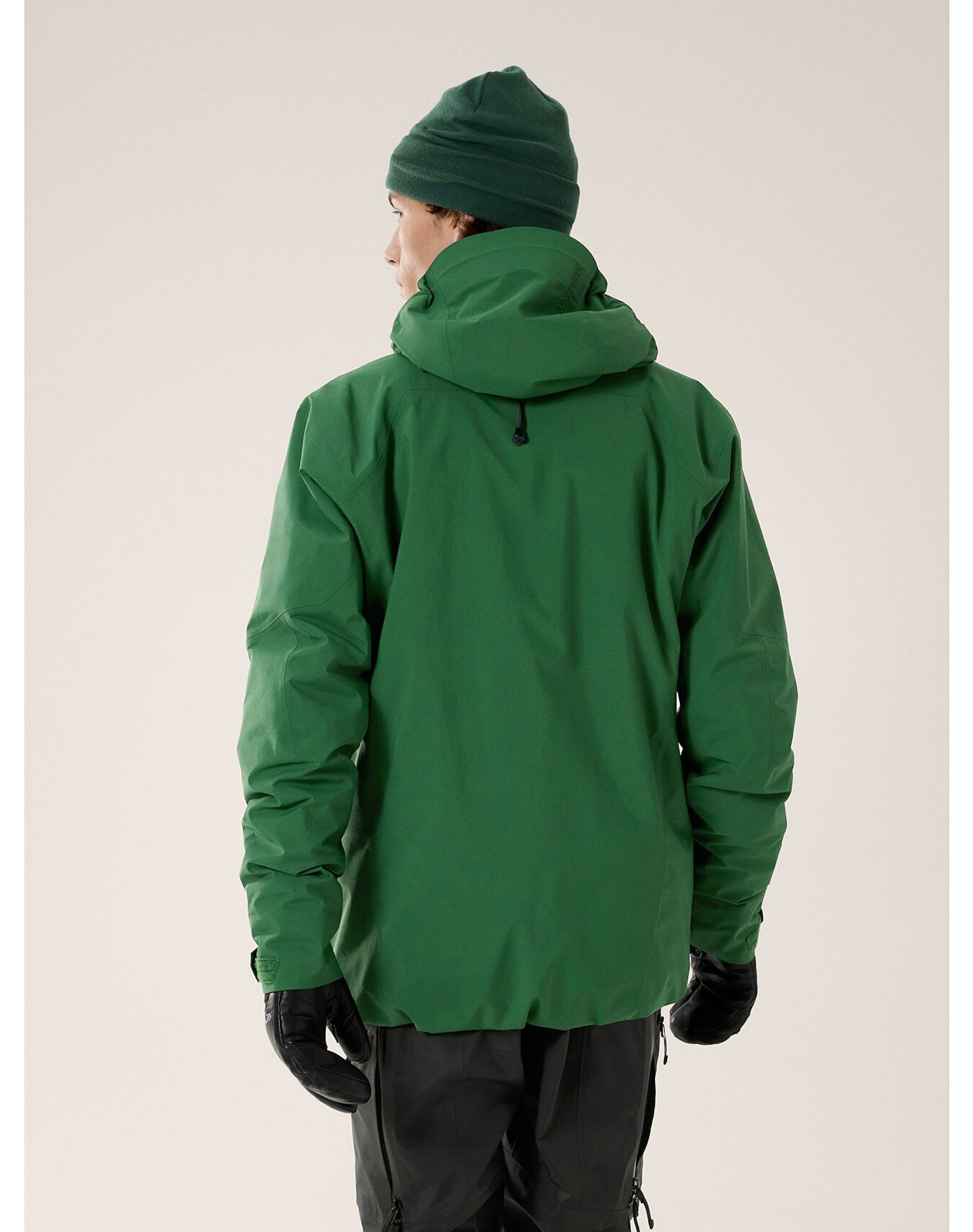 F24-X000007183-Sabre-Insulated-Jacket-Eden-Back-View.jpg