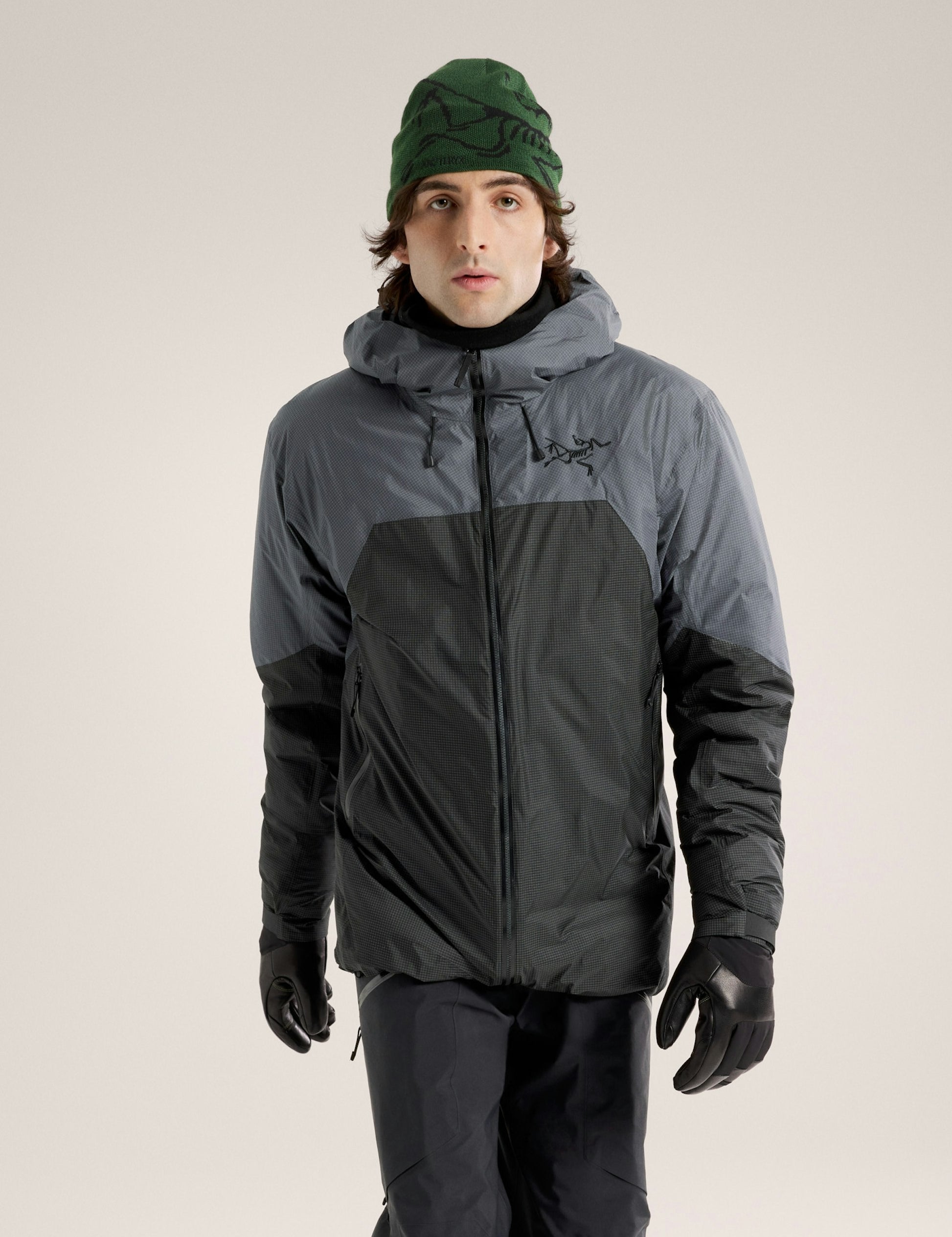 F24-X000007394-Rush-Insulated-Jacket-Graphite-Black-Front-View.jpg