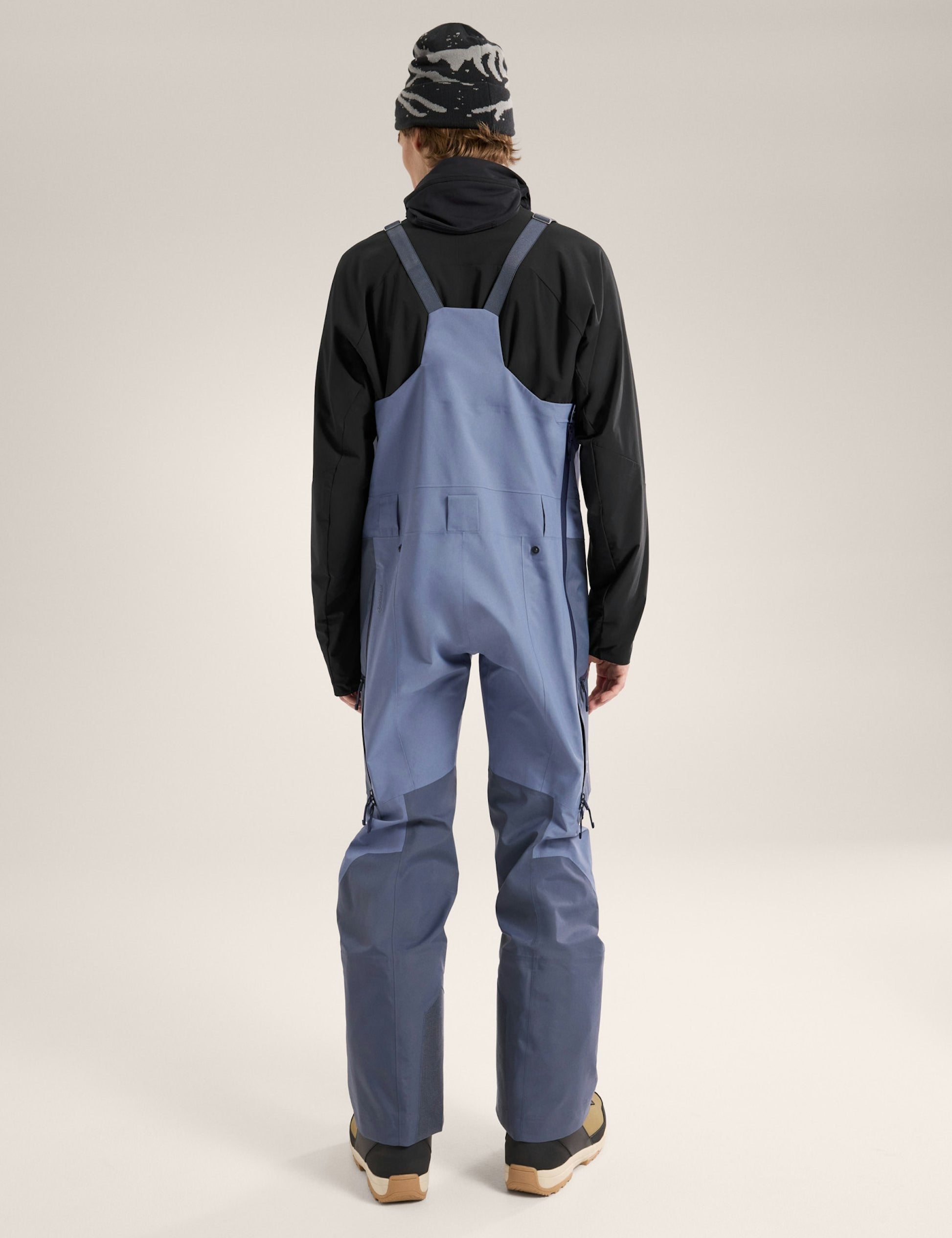 F24-X000008924-Sabre-Bib-Pant-Stratus-Dk-Stratus-Back-View.jpg