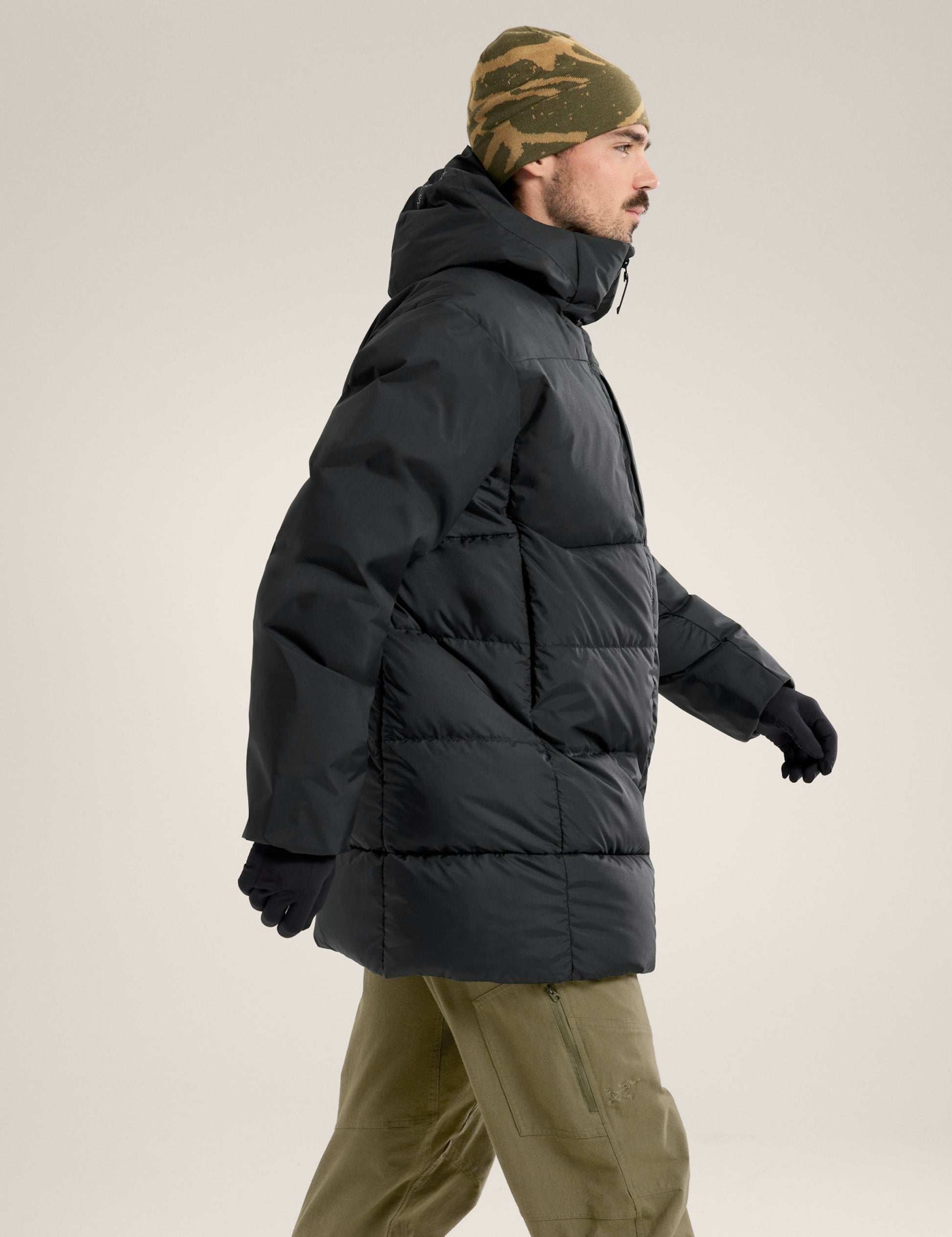 F24-X000008947-Thorium-SV-Parka-Black-Side-View.jpg