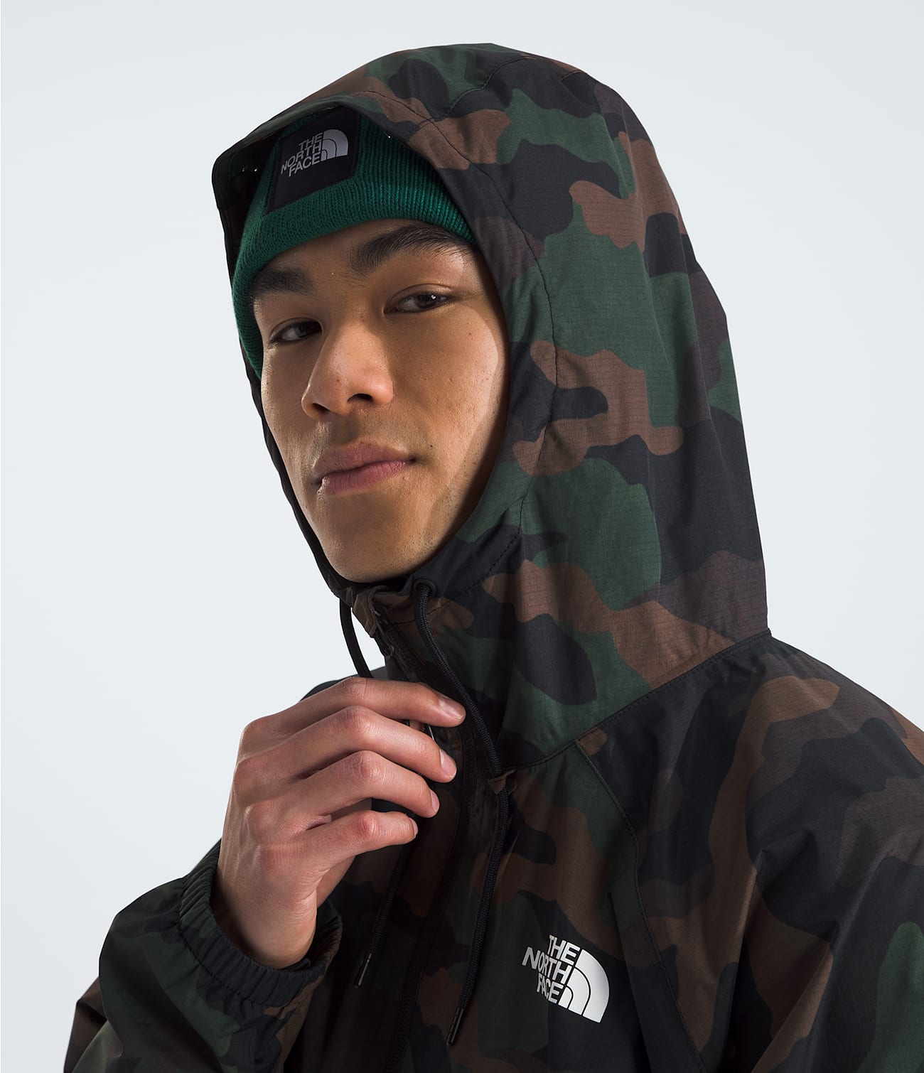 NF0A7QF339O-in-TNF-Black-TNF-Camo-Print_c4936bdf-c5b6-4862-8d34-5378f825ef28.jpg