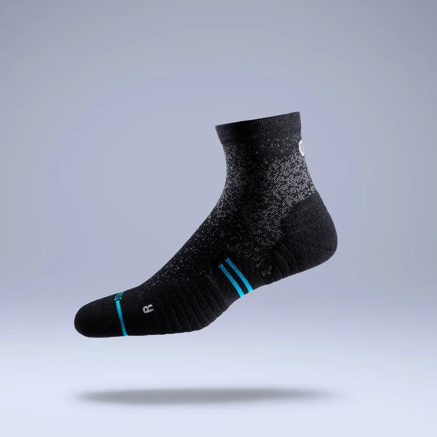 QTRSOCKSPERFLIGHT_f985d061-0582-4a33-941c-55a4f93a7aec.webp