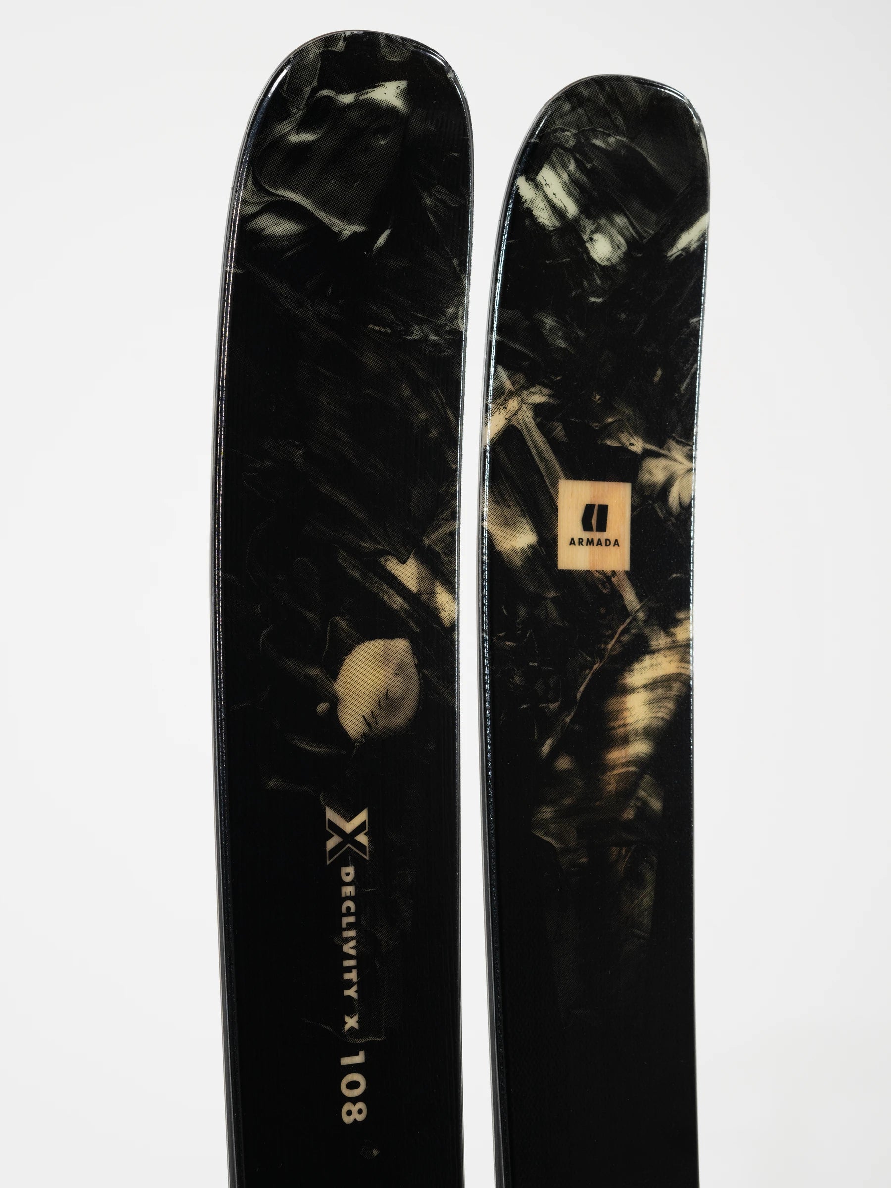 Declivity X 108 Skis 2025