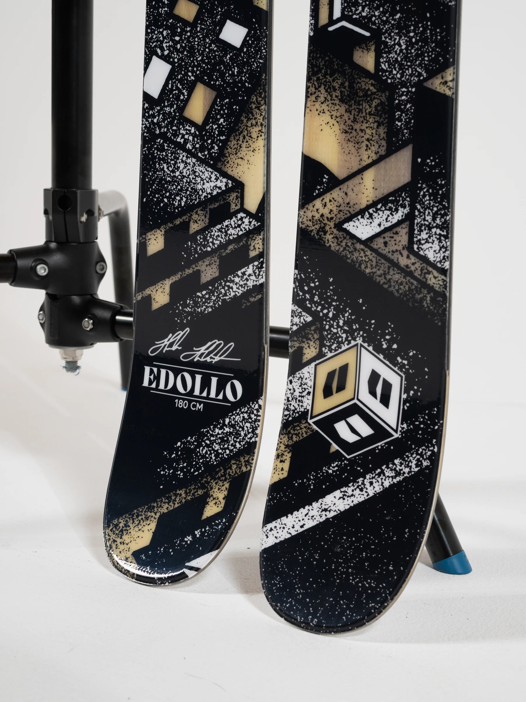 Edollo Skis 2025