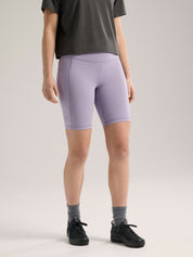 Women's Essent High-Rise 8" Short (Past Season)