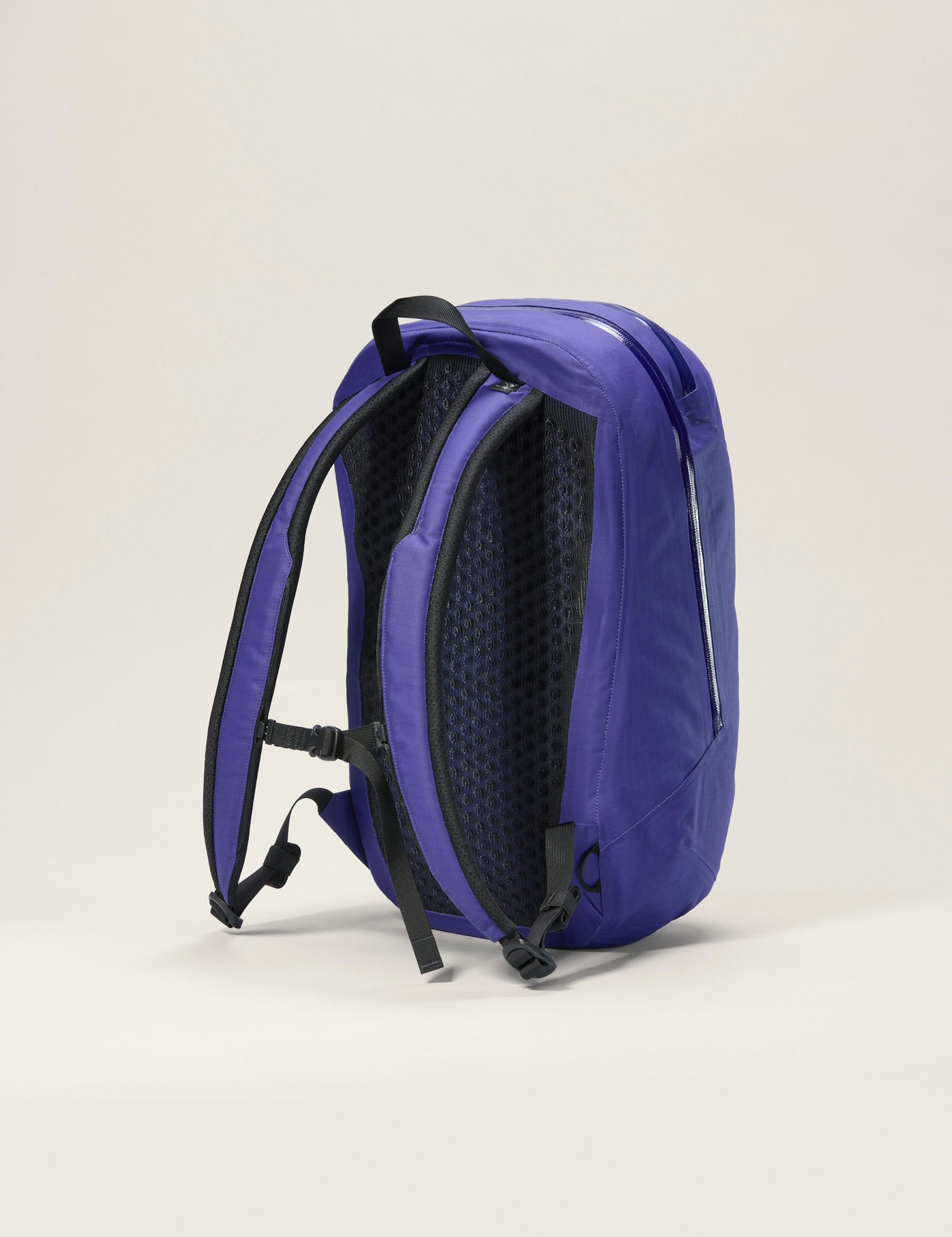 S25-X000009624-Granville-16-Backpack-Soulsonic-Back.jpg