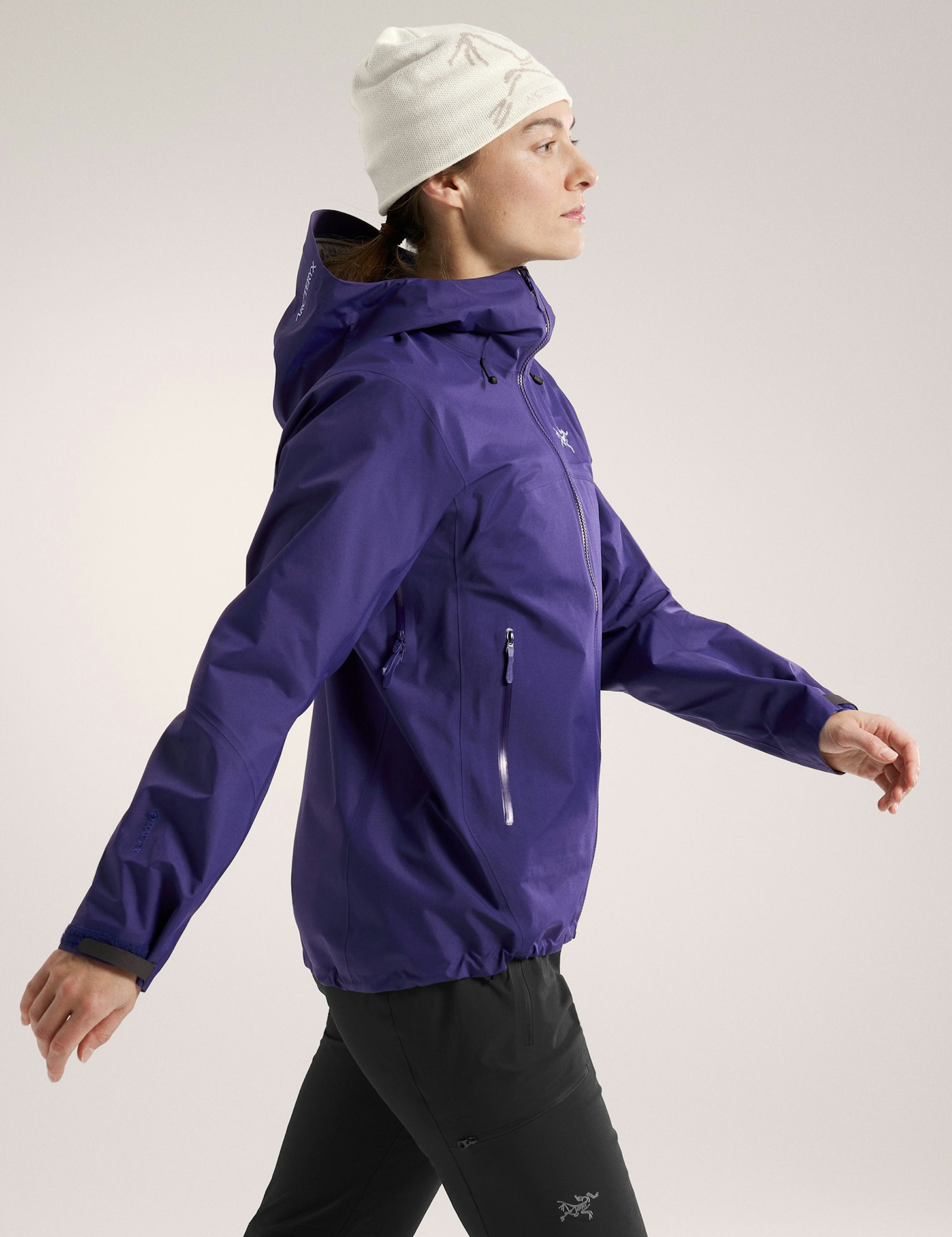 S25-X000009674-Beta-SL-Jacket-Soulsonic-Women-s-Side-View.jpg