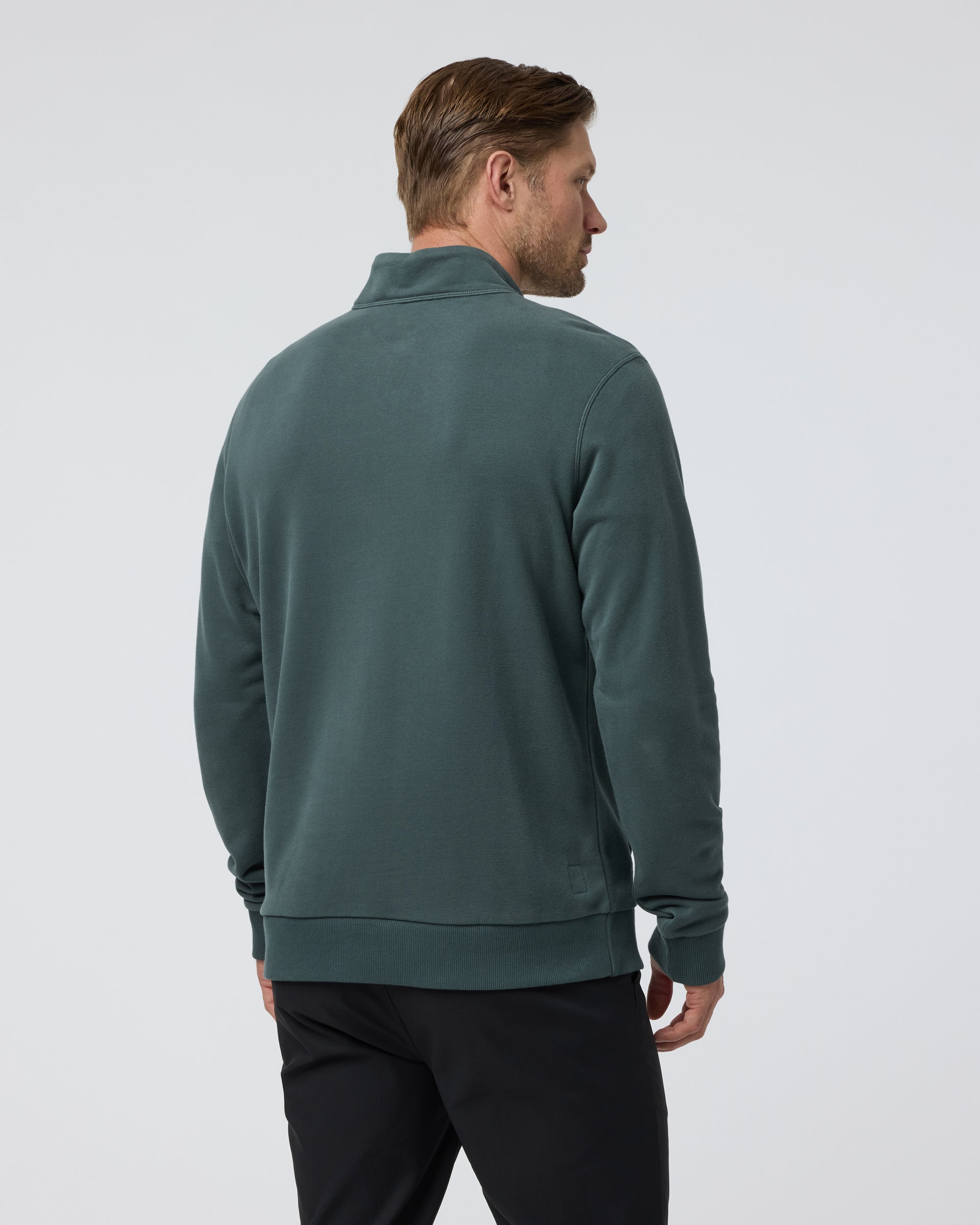 V298SMB_FA24_M_ECOMM_fleece_BACK_12.jpg