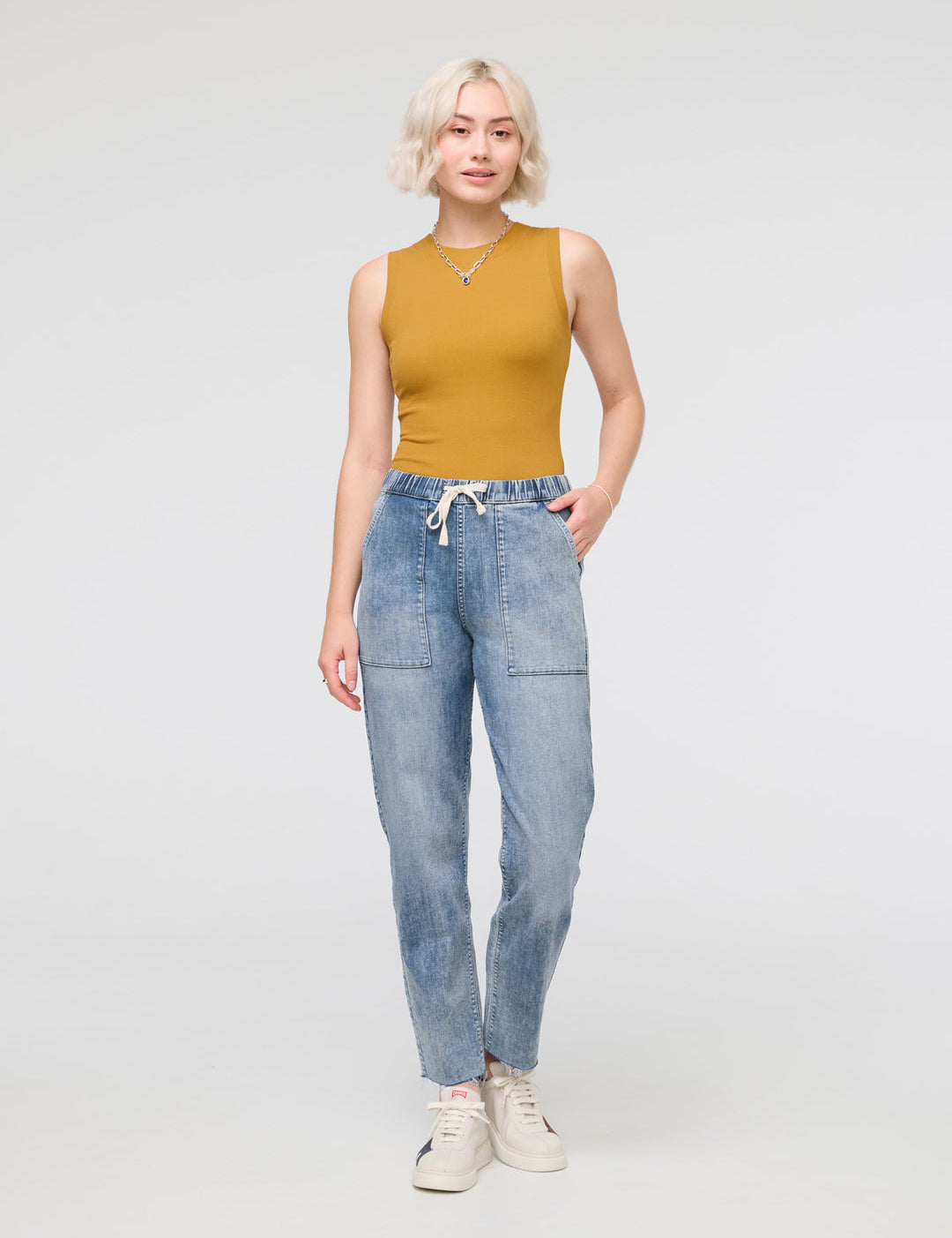 WPLR5125-Performance-Denim-Harbour-Pant-Light-Stone_5634-Full.jpg