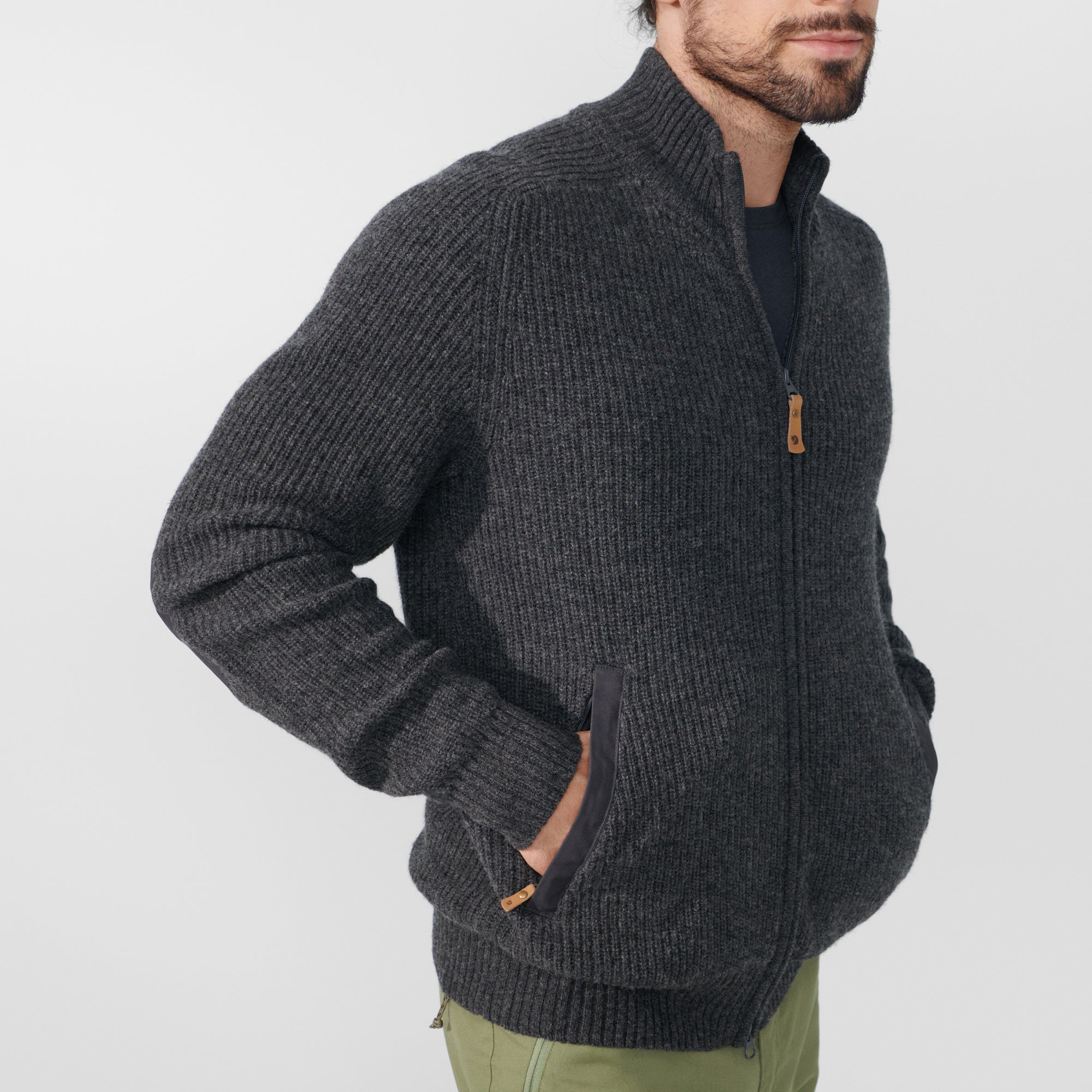 ovik_zip_cardigan_knit_m_87071-030_f_detail_fjr.jpg